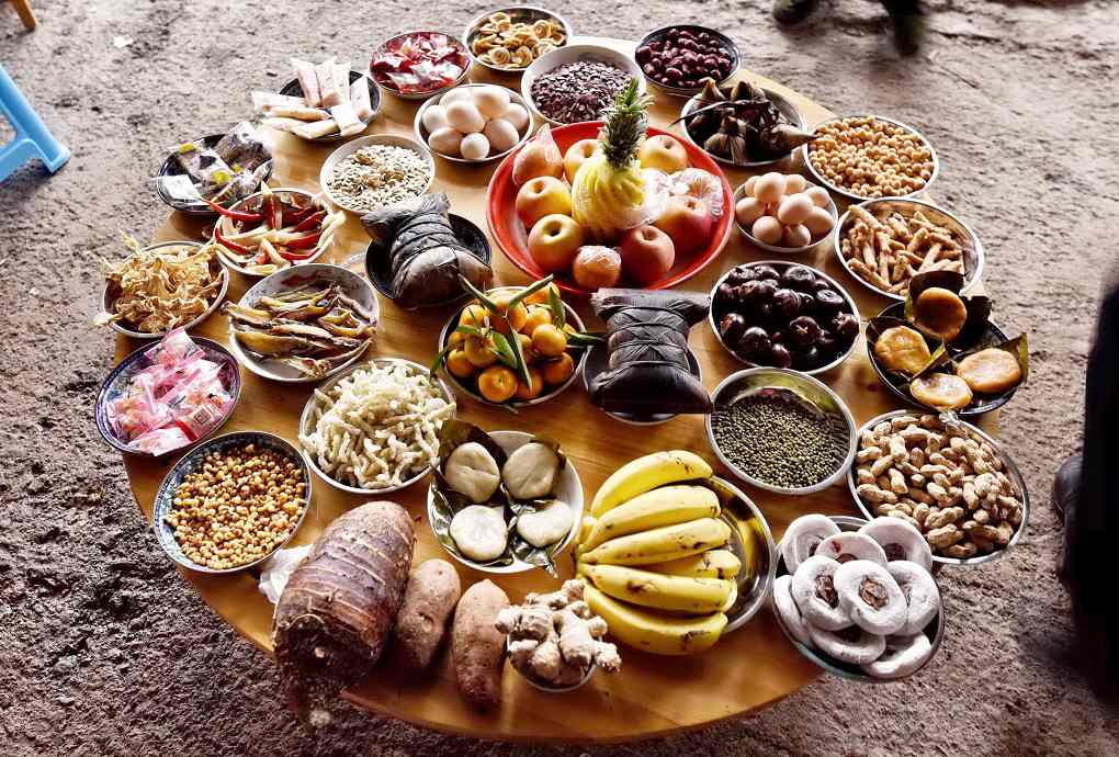 农历二月初八灌阳农具节品尝油茶一条街