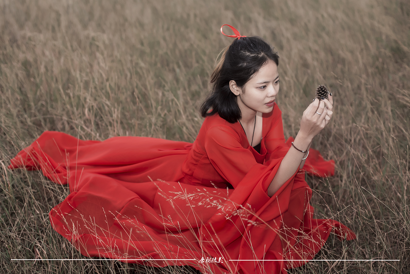 梦境迷离，红衣女子的深夜邀约