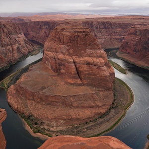 请输入相册名称
