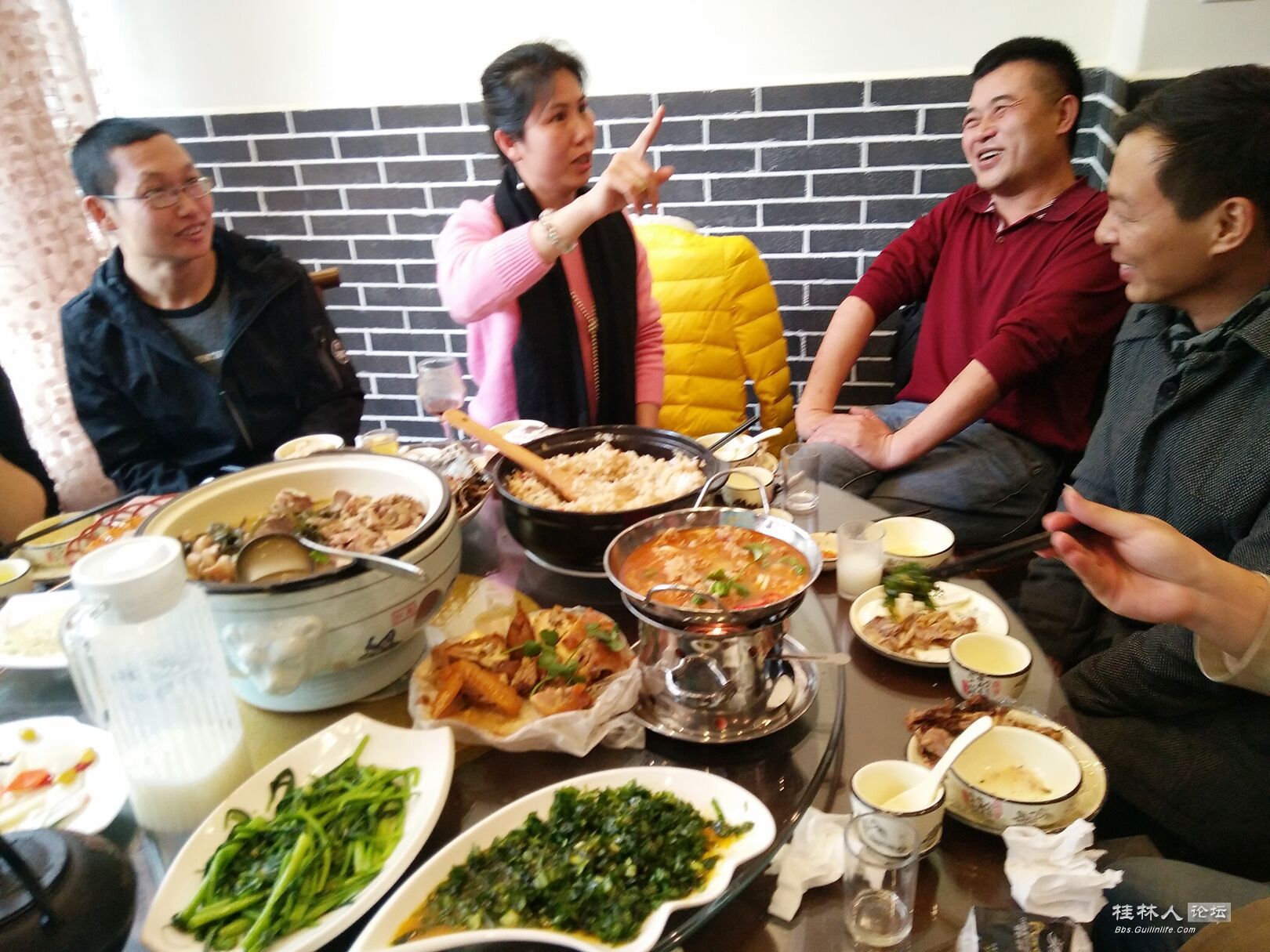 举杯共饮相聚甚欢-记塞班岛娱乐城网友厨房故事试吃活动