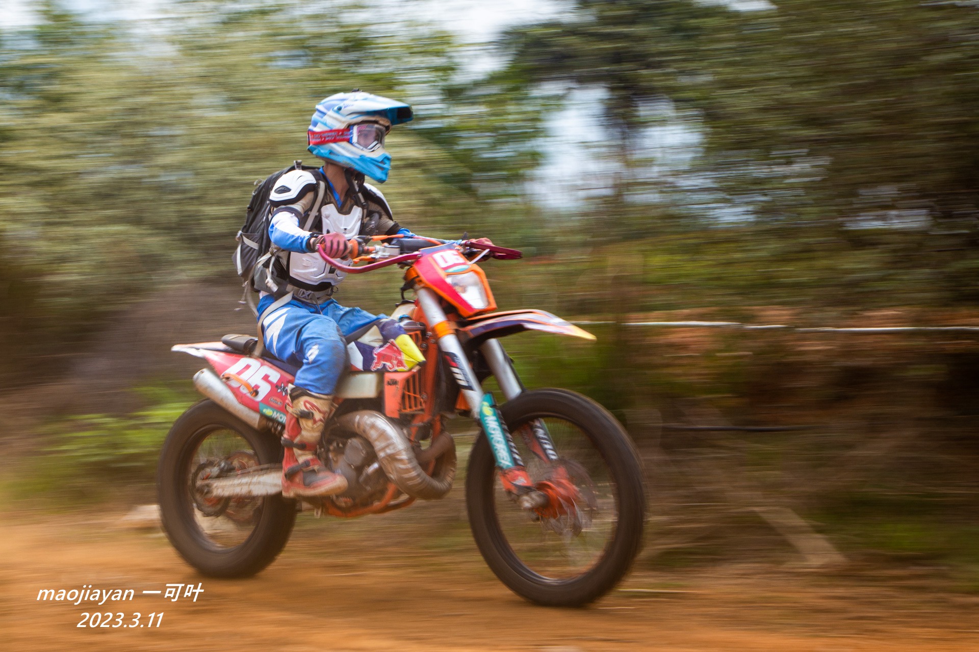 a25IMG_7513.jpg