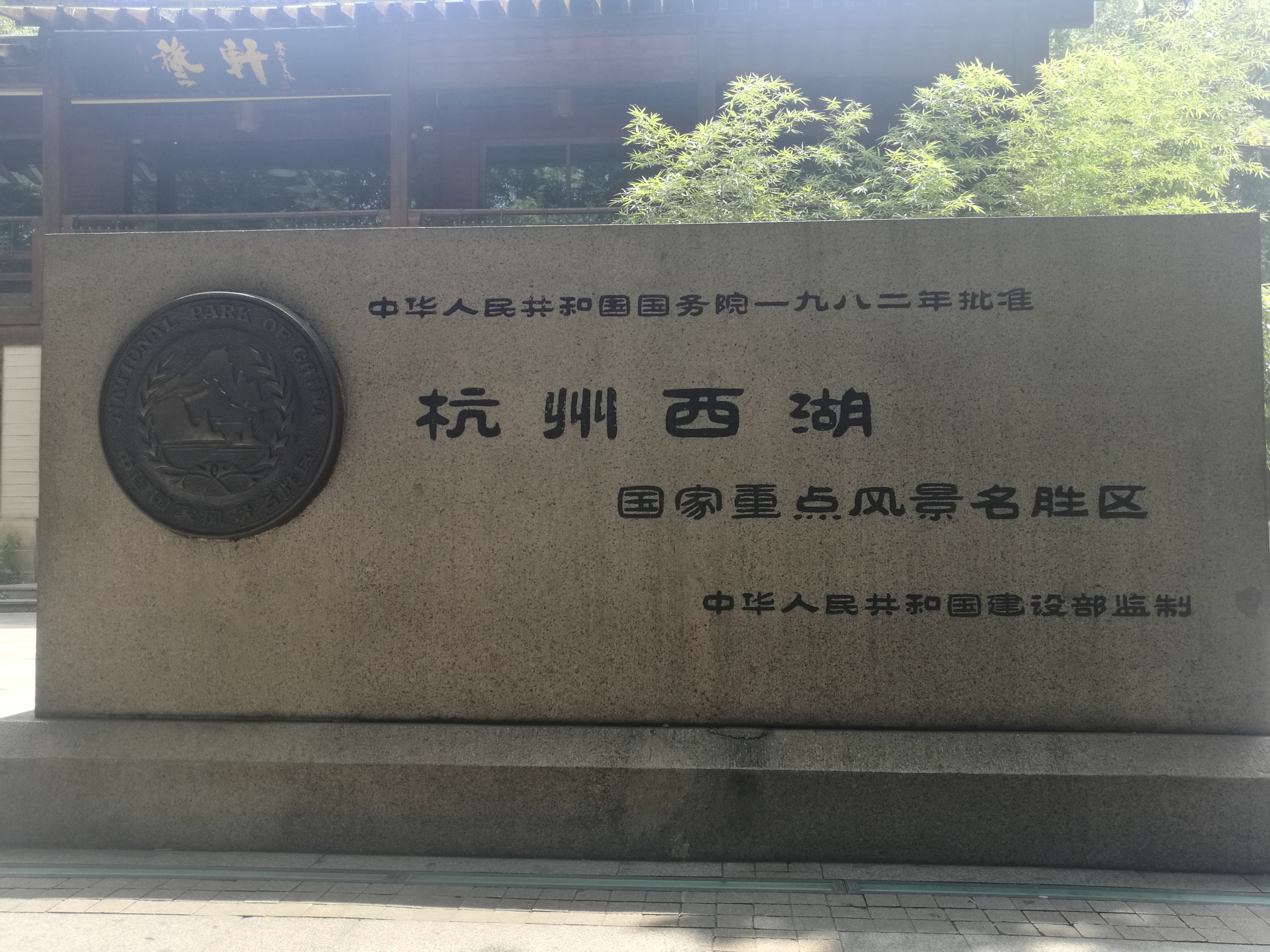 02.jpg