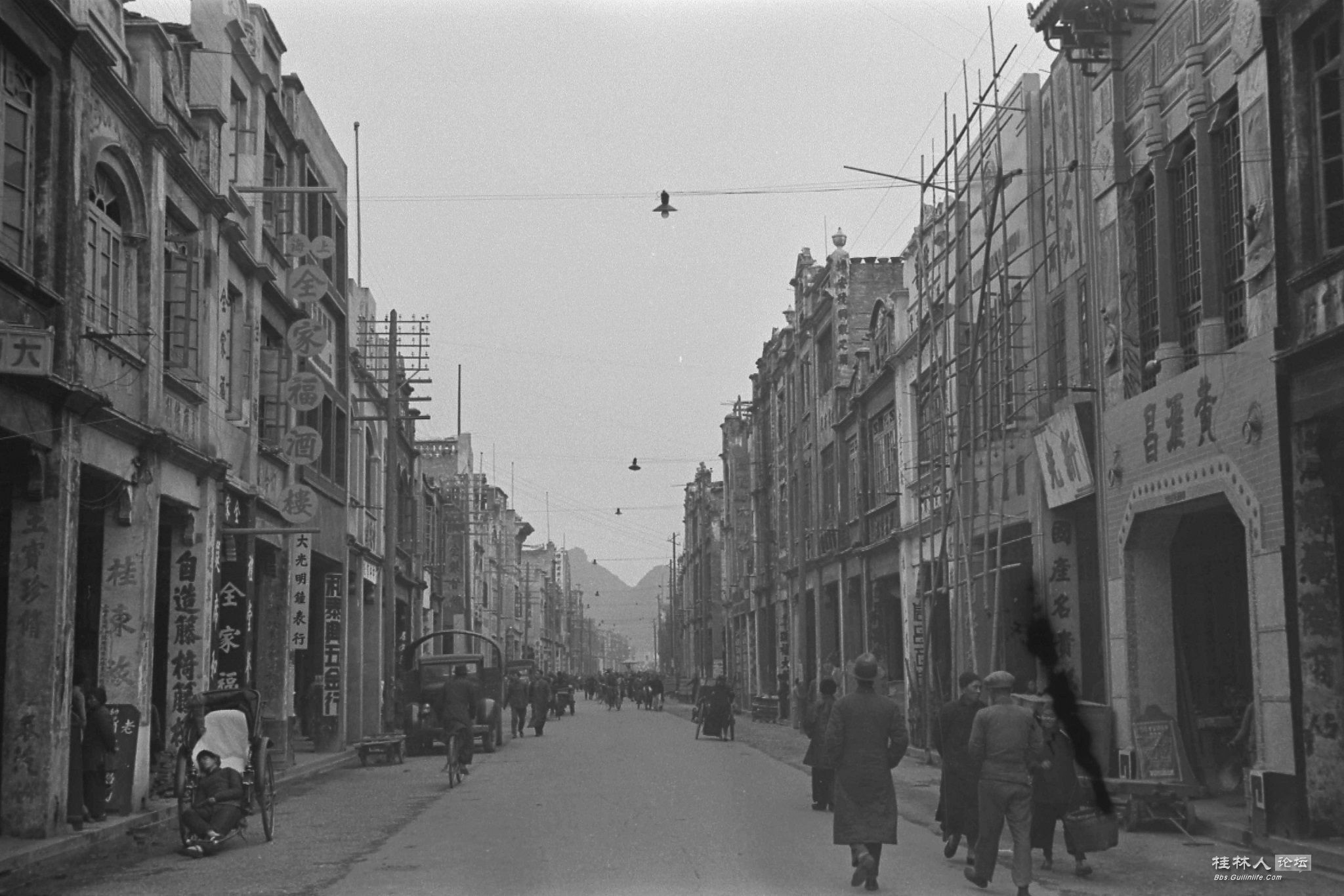 010.jpg