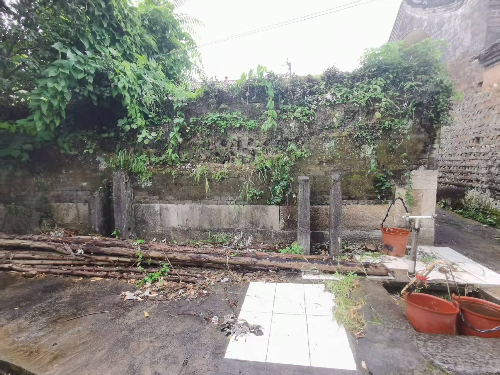 24a1e30a39a79ef97e7170ef778507e.jpg