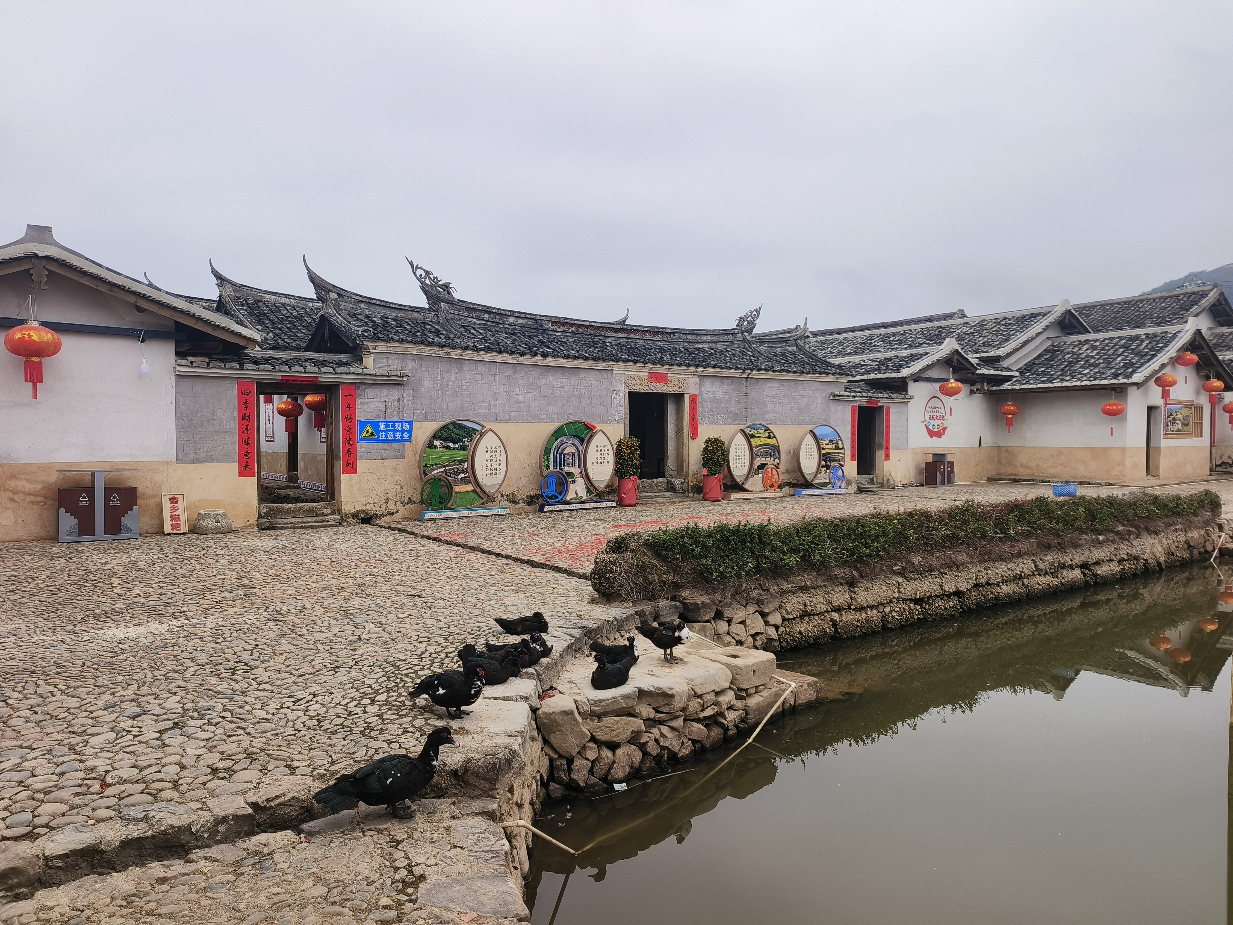 现在已经是物是人非