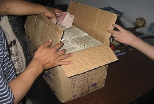 一个车损险大概得多钱 买车损险要多少钱