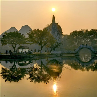 暮冬桂林塔山观日落