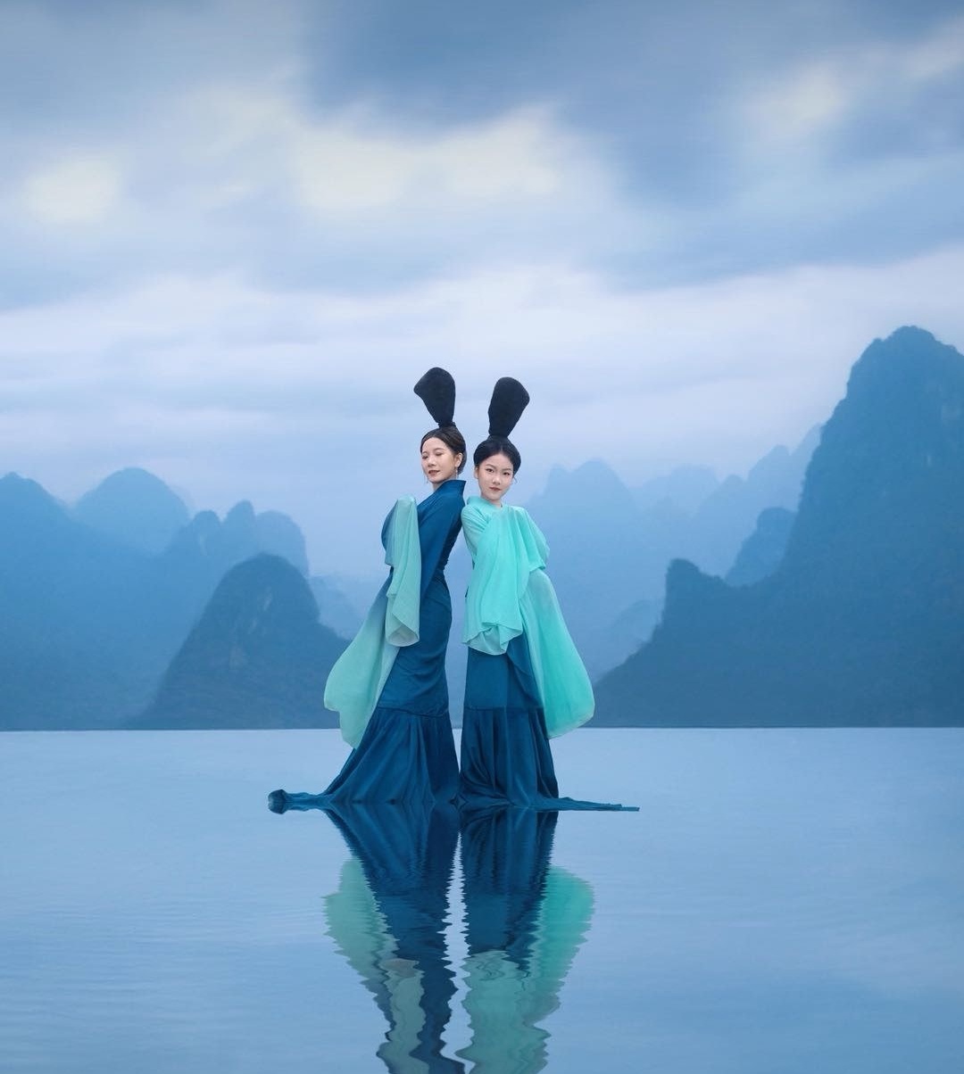 一对苏州母女专门来桂林拍的青绿