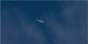 大飞机  小飞机