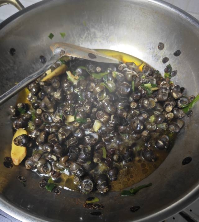 龙抬头日煮食螺